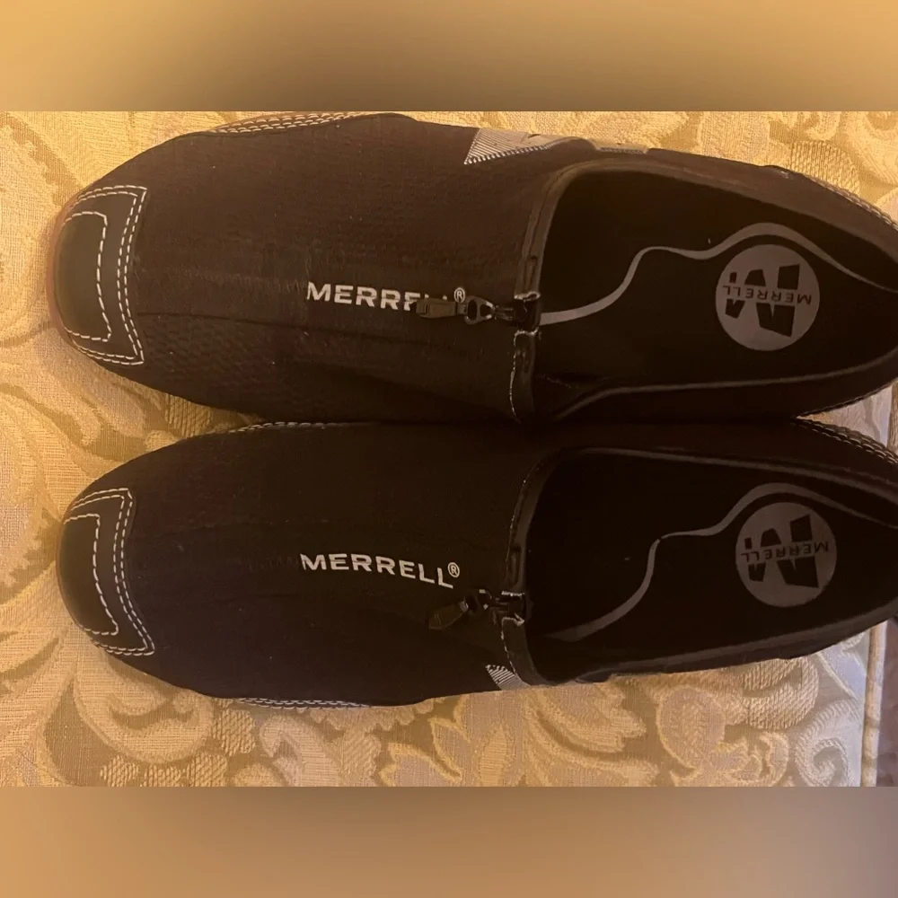 MERRELL Barrado SlipOns - Picture 4 of 11